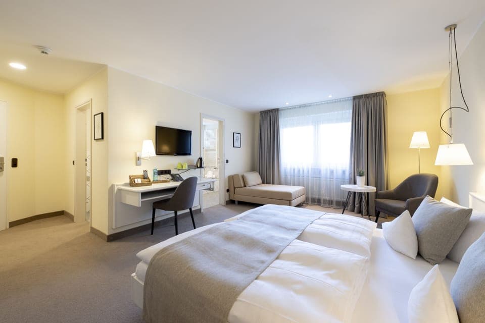 Premium Double Room | Hypo-allergenic bedding, down comforters, in-room safe