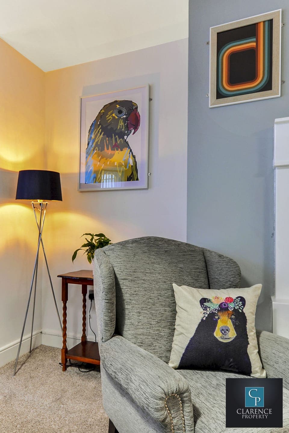 Laptop workspace, soundproofing, iron/ironing board, free WiFi