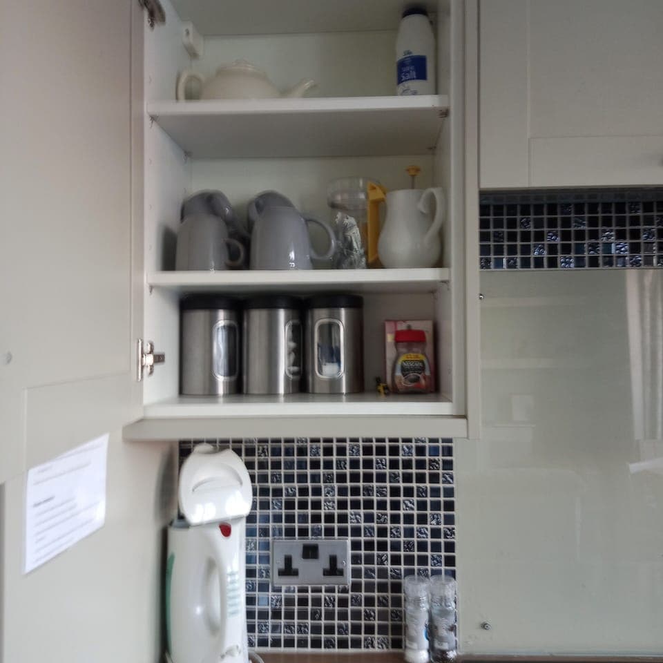 Standard Apartment, Ensuite (Shared Terrace) | Food and drink