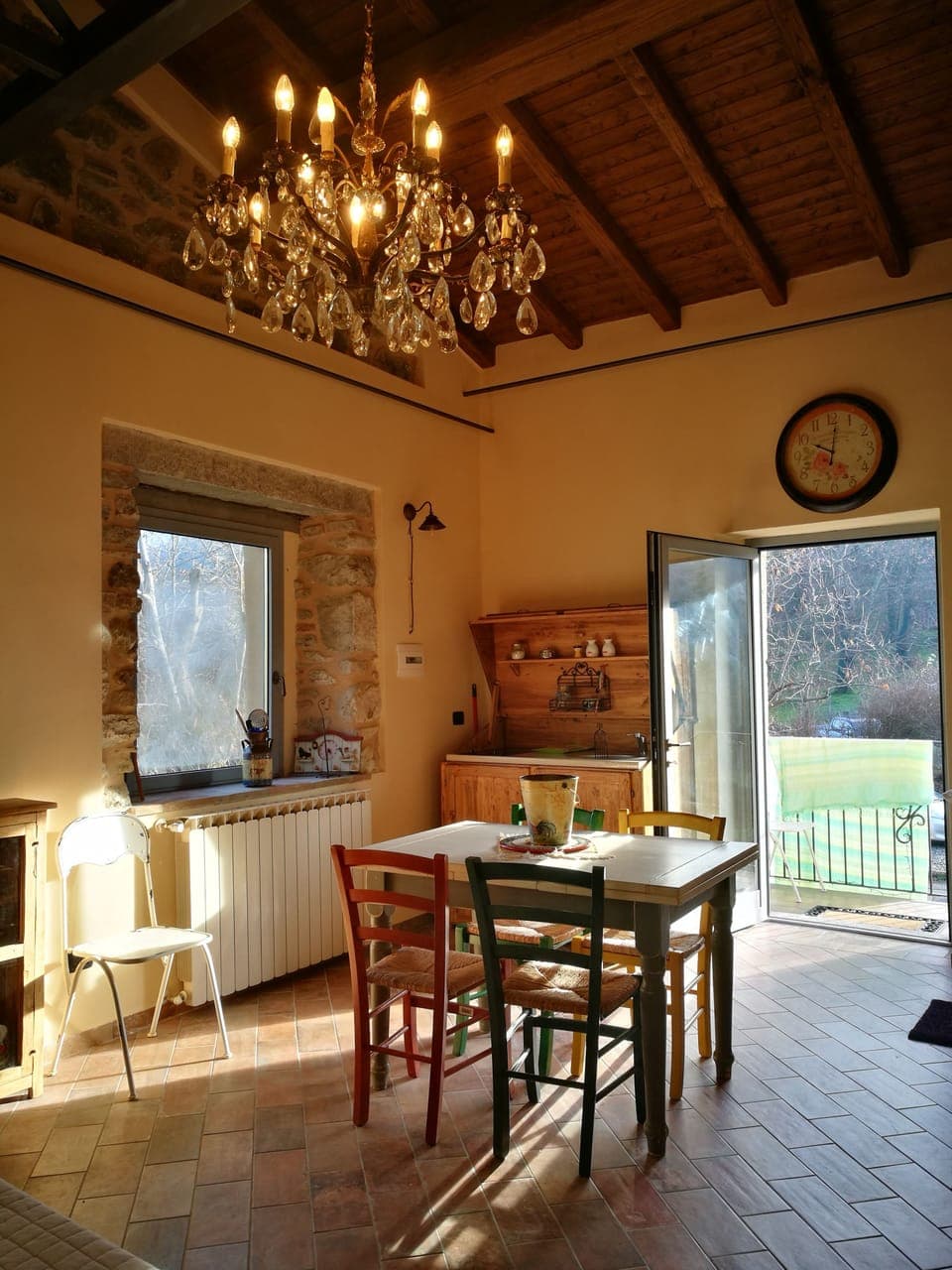 Classic Apartment, Multiple Beds | Living room