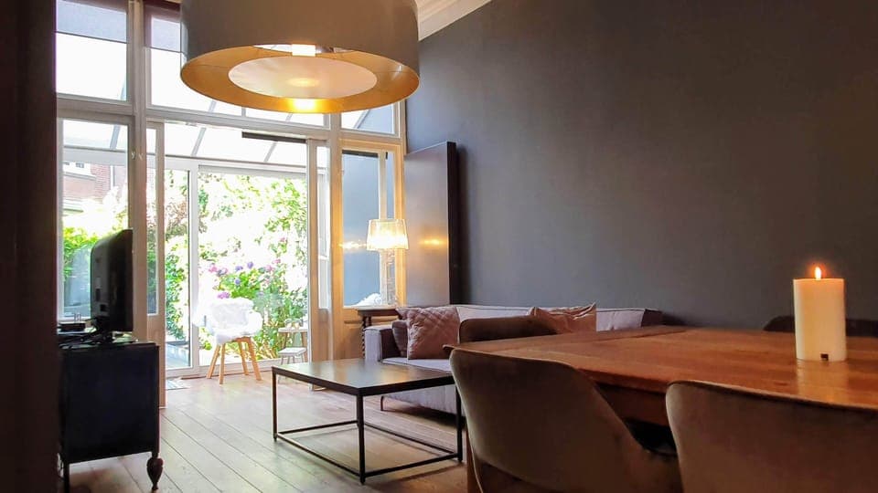 Standard Apartment | Egyptian cotton sheets, premium bedding, down comforters, minibar