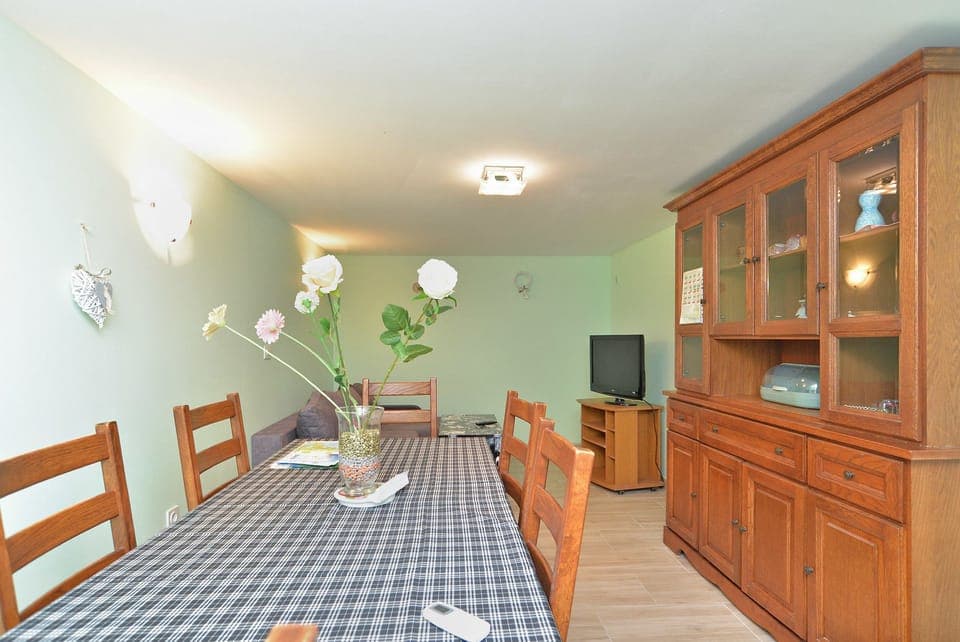 Standard House, 2 Bedrooms (0467) | Private kitchen | Fridge, oven, stovetop, electric kettle