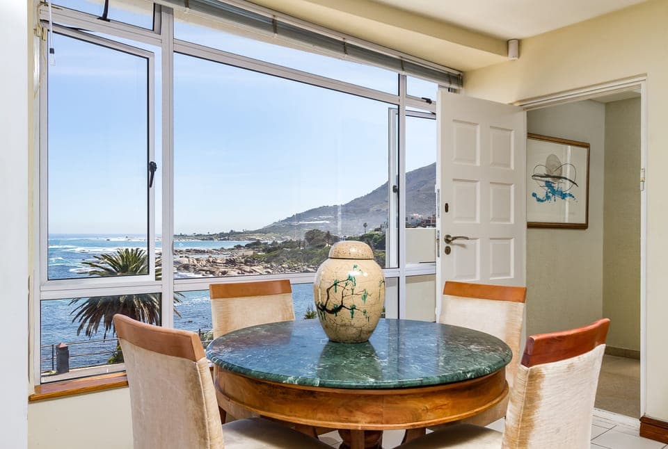 Premier Apartment, 1 Queen Bed, Ocean View | Living room | Flat-screen TV