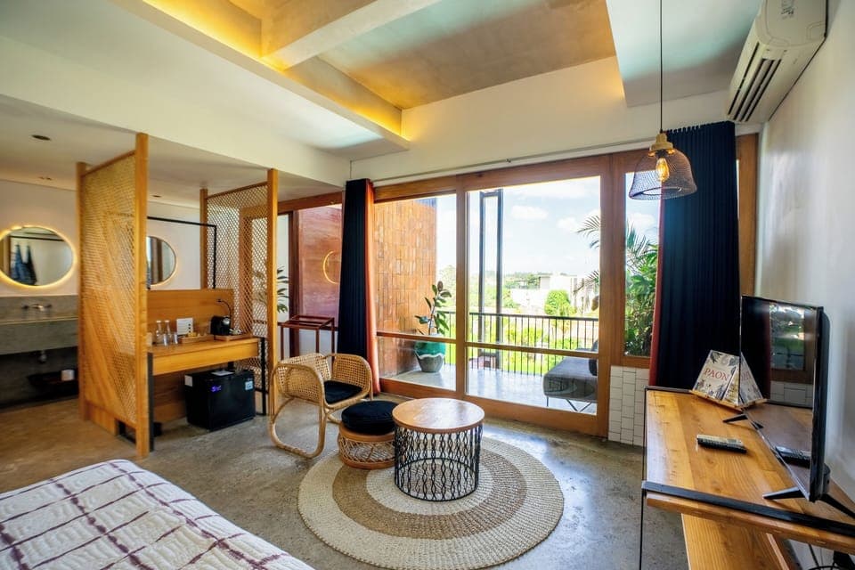 32-inch flat-screen TV with satellite channels, TV