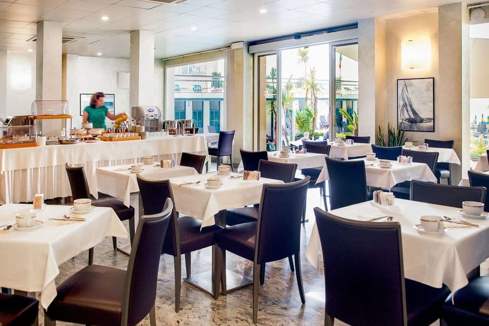 Free buffet breakfast