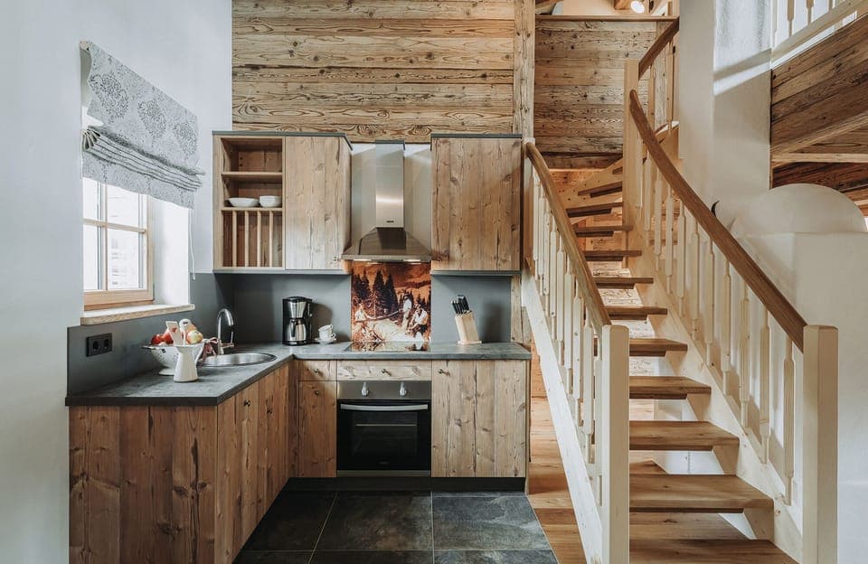 Comfort Chalet, 2 Bedrooms, Terrace, Mountain View (S`KOMMODÈ) | Premium bedding, pillowtop beds, minibar, in-room safe