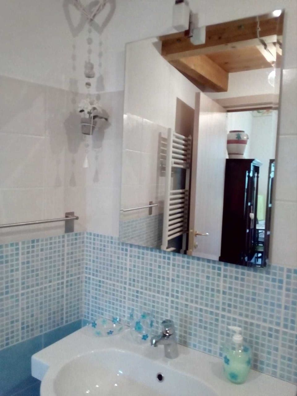 Double Room (Scheggia di Sole) | Bathroom | Shower, hair dryer, bidet, towels