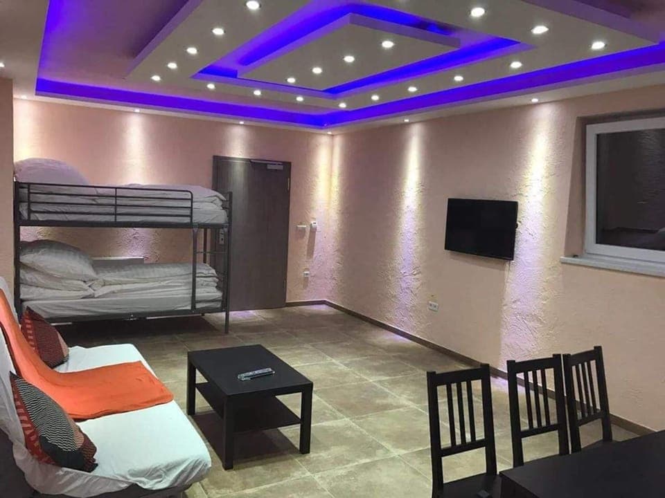 Suite, 2 Bedrooms | Desk, soundproofing, free WiFi, bed sheets