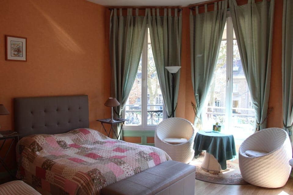 Superior Room, Multiple Beds, City View | Individually decorated, blackout drapes, free WiFi, bed sheets