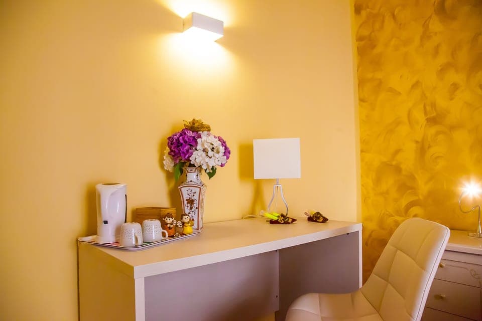 Classic Double Room (Manarola) | Desk, cribs/infant beds, free WiFi