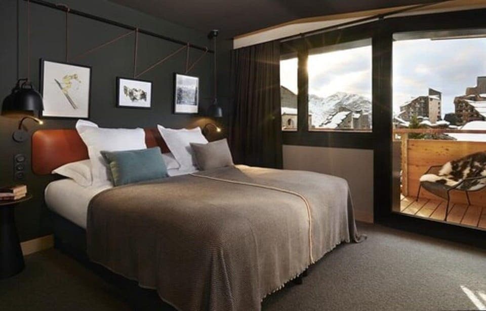 Family Room | Premium bedding, minibar, individually furnished, desk