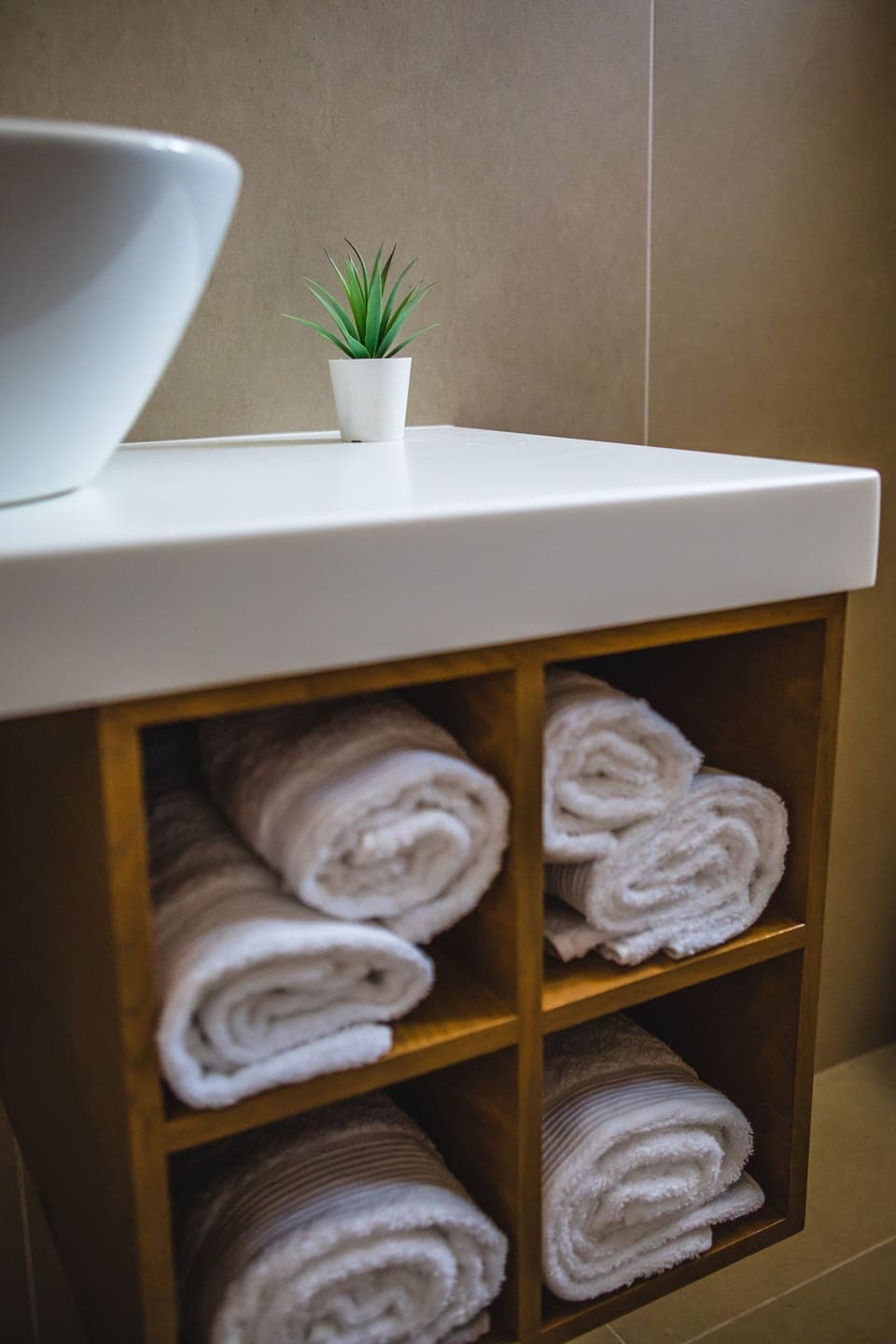 Shower, free toiletries, hair dryer, slippers