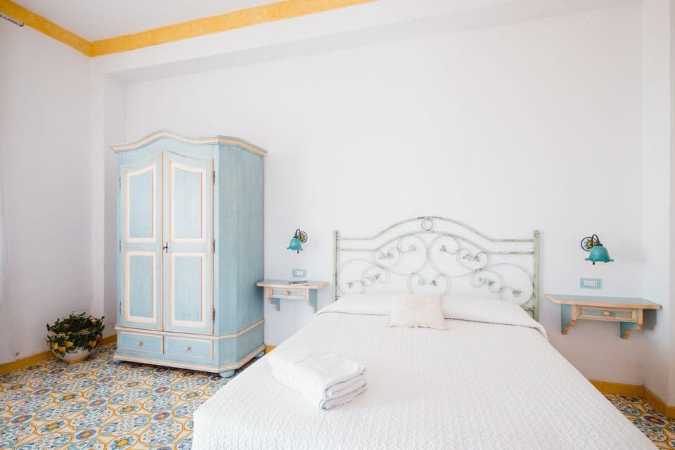 Superior Quadruple Room | Minibar, desk, cribs/infant beds, free WiFi