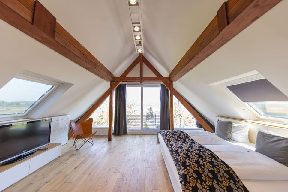 Suite (OnTheTop) | Hypo-allergenic bedding, minibar, in-room safe, desk