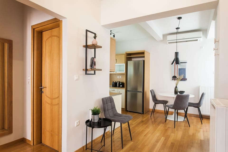 Apartment, 1 Bedroom | Living area | 43-inch flat-screen TV with satellite channels, Smart TV, Netflix