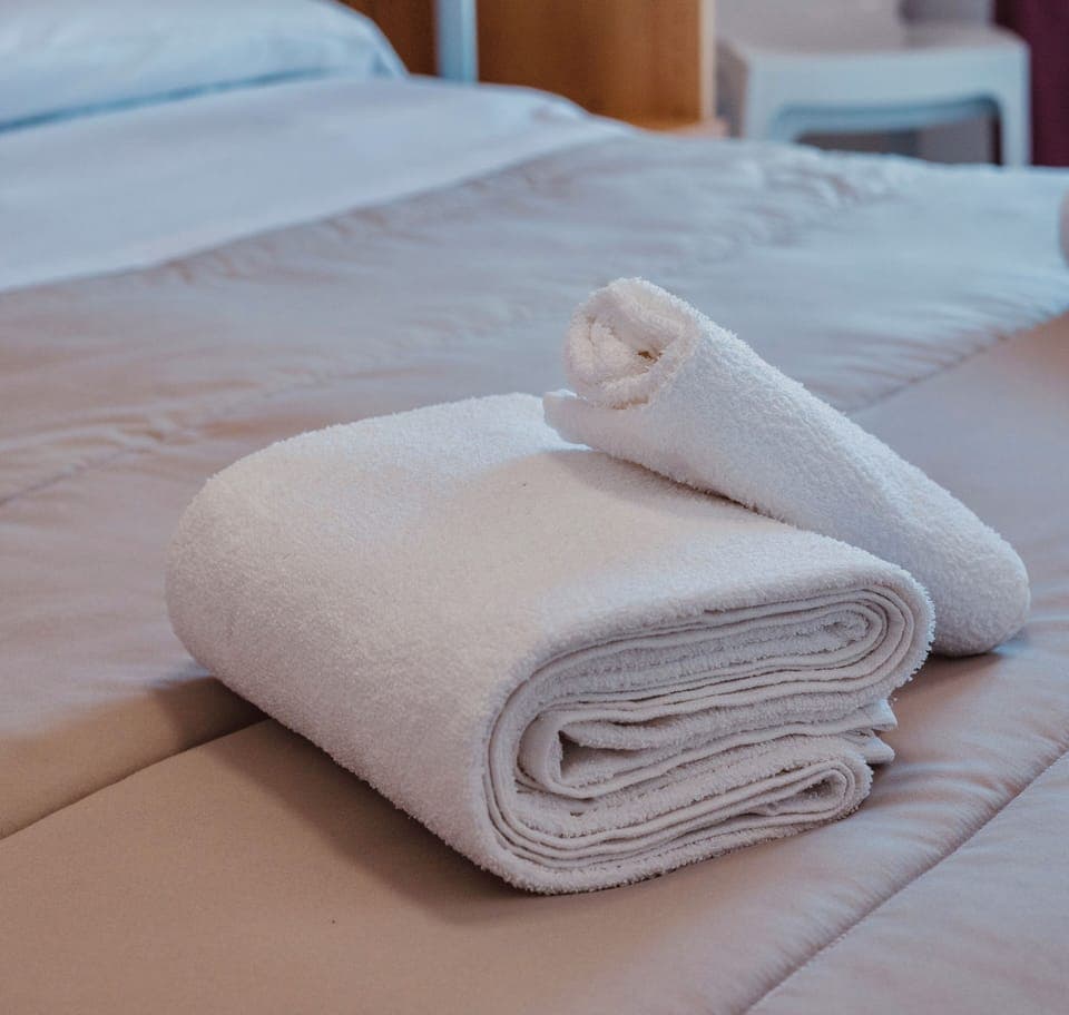 Minibar, desk, soundproofing, free WiFi