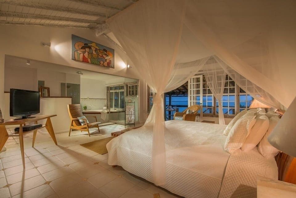 Minibar, desk, blackout drapes, free WiFi