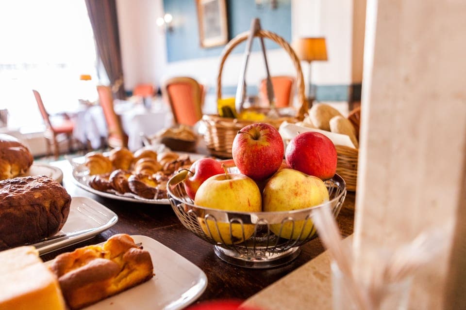 Daily buffet breakfast (EUR 18 per person)