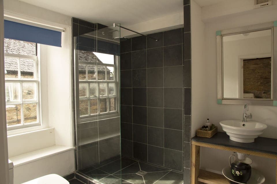 Double Room, Ensuite (Large Family Room) | Bathroom