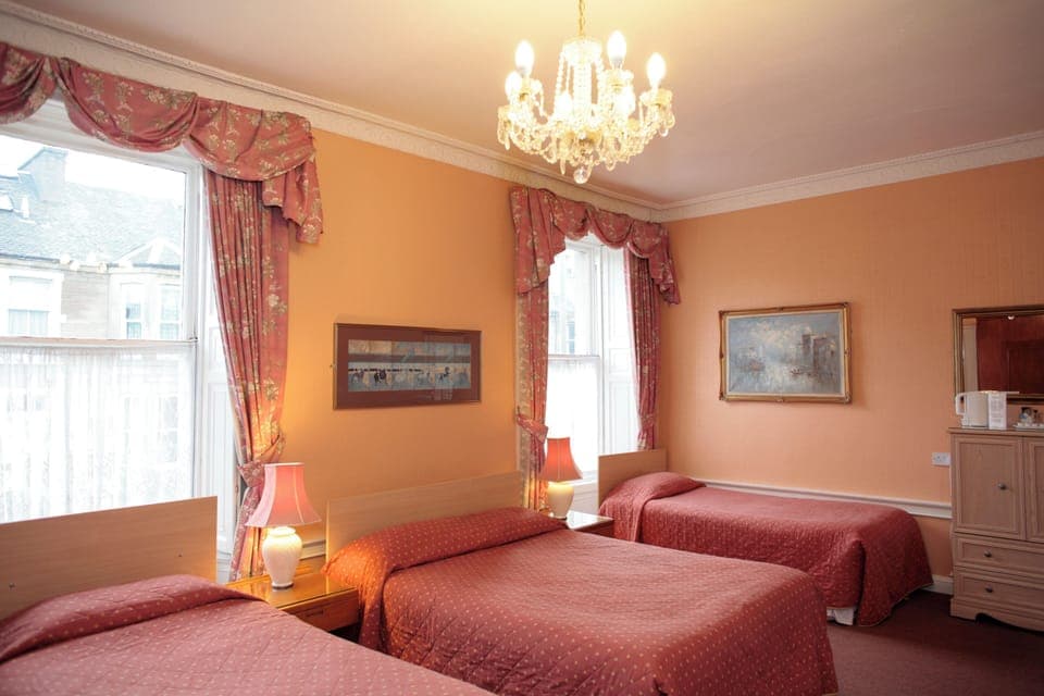 Family Room with ensuite | Individually decorated, individually furnished, desk, blackout drapes