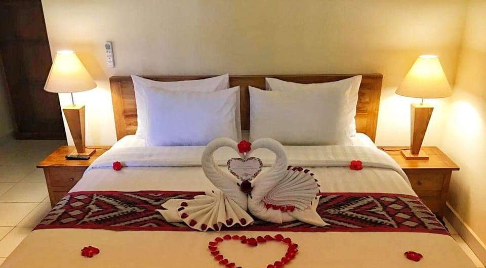 Soundproofing, iron/ironing board, rollaway beds, free WiFi