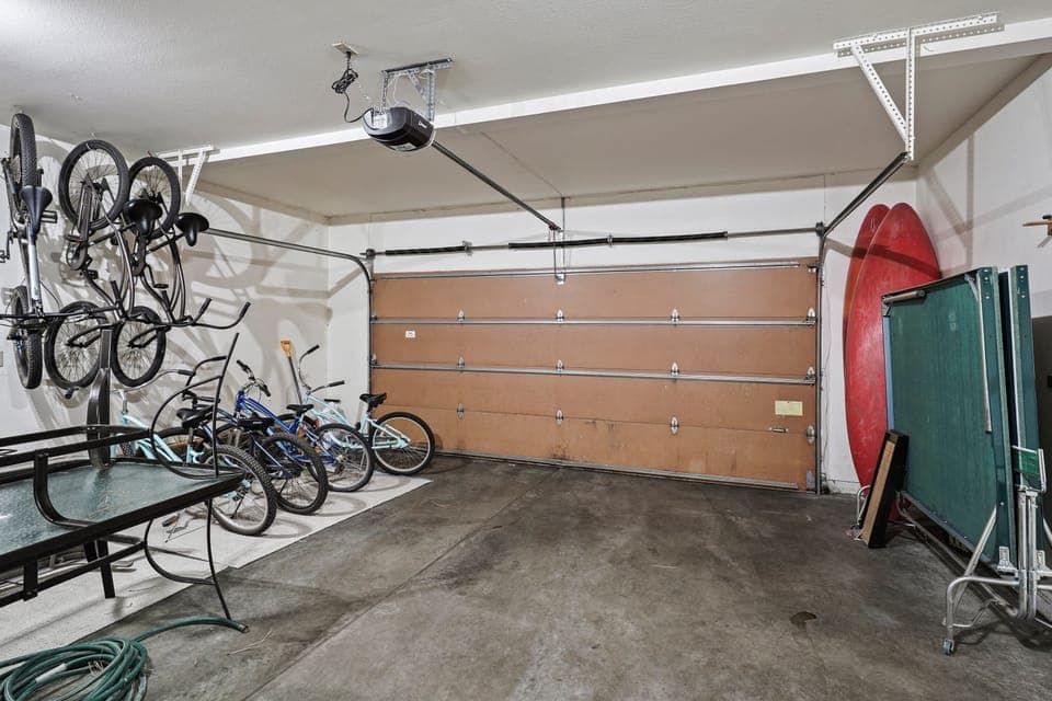 4 bedrooms, travel crib, free WiFi