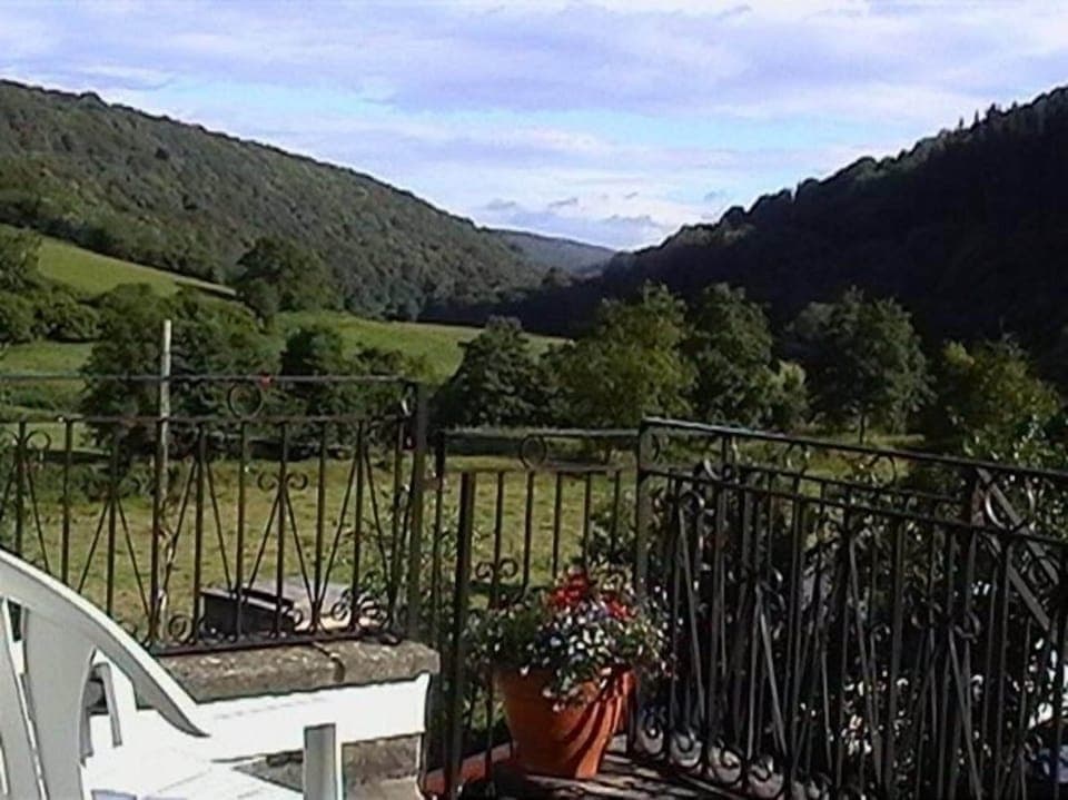 Four Poster Room, Ensuite (river view) | Balcony view