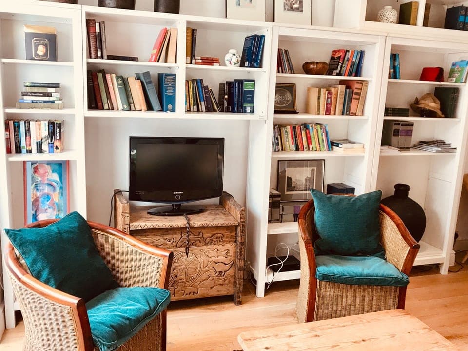 House, 4 Bedrooms | Living area