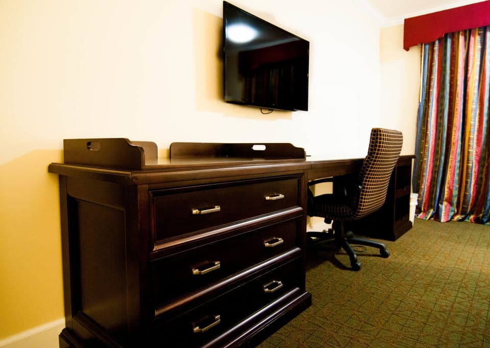 Blackout drapes, iron/ironing board, free WiFi, bed sheets