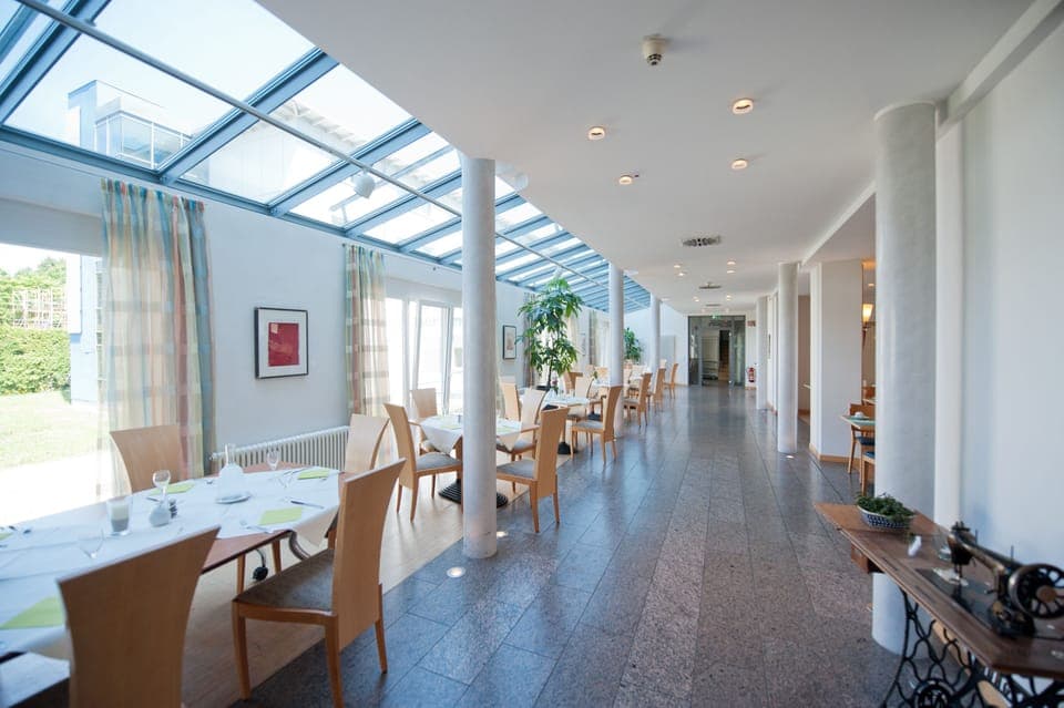 Free buffet breakfast