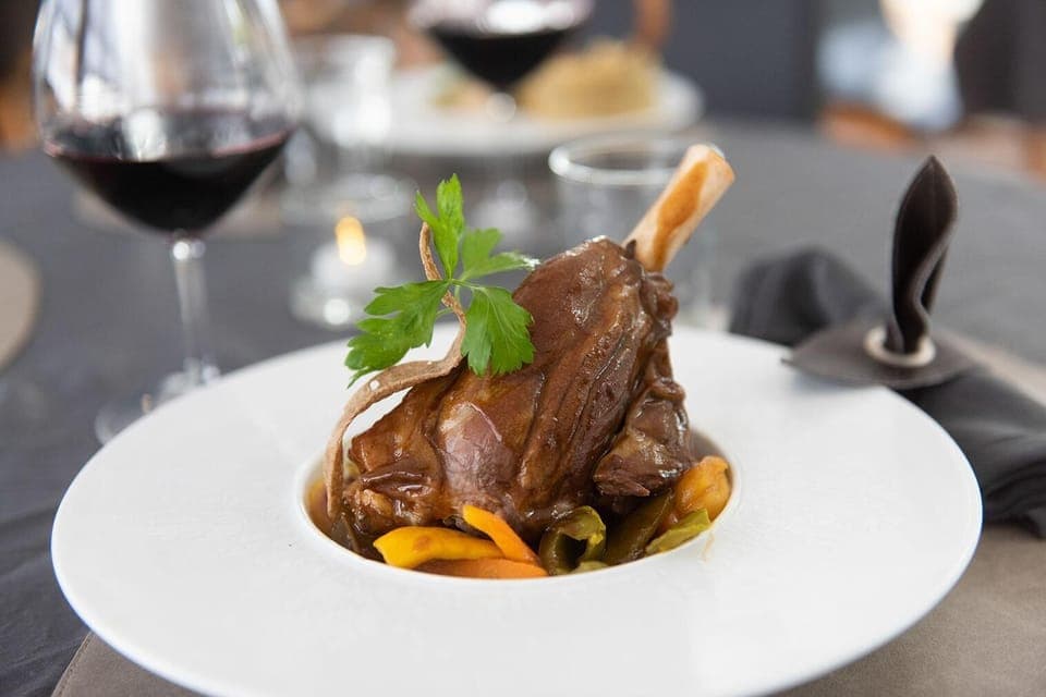 Lunch and dinner served