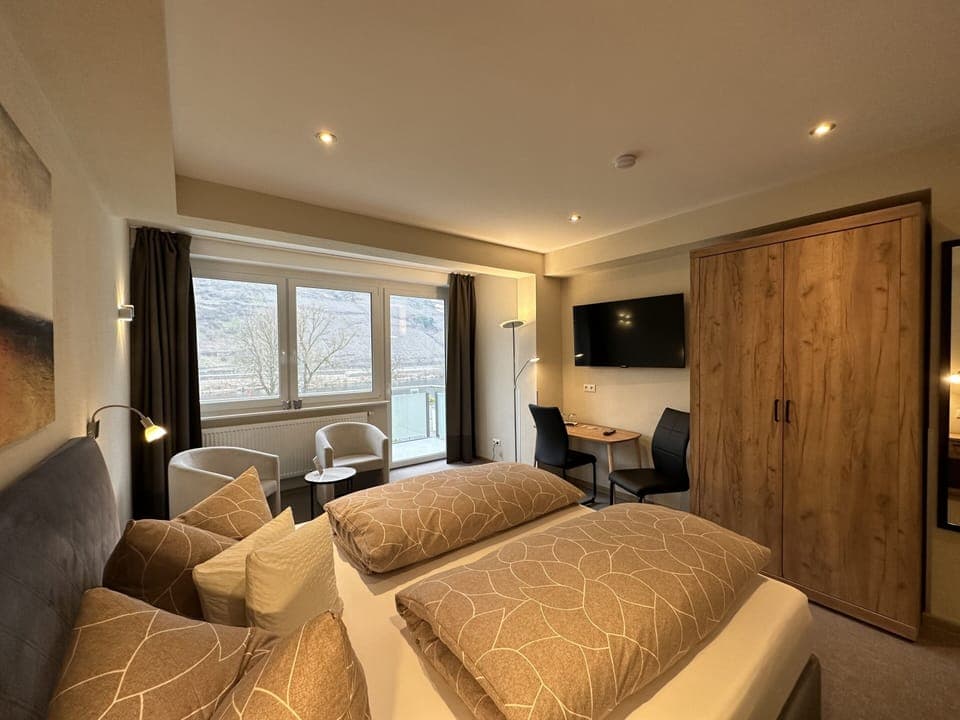Standard Double Room, Accessible, Private Bathroom (Moselblick) | Blackout drapes, soundproofing, free cribs/infant beds, rollaway beds