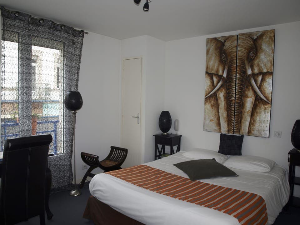 Classic Double Room | Premium bedding, desk, free WiFi, bed sheets