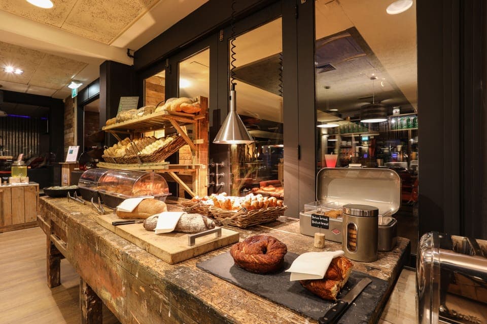 Daily buffet breakfast (EUR 24.50 per person)