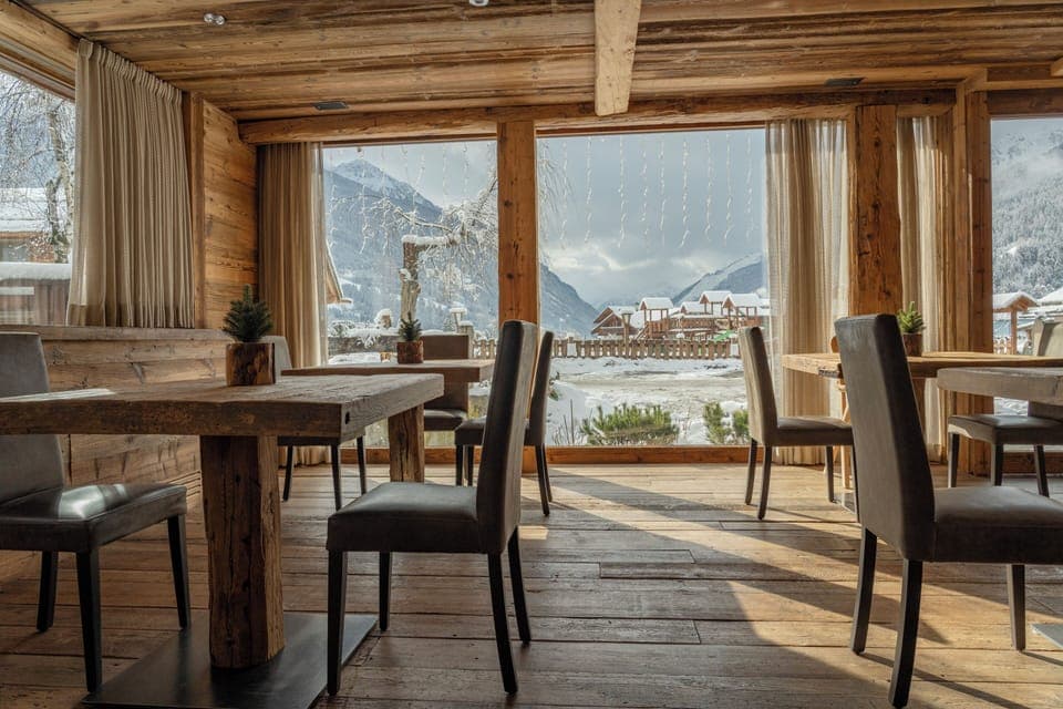 Lunch, dinner served; local cuisine, garden views 