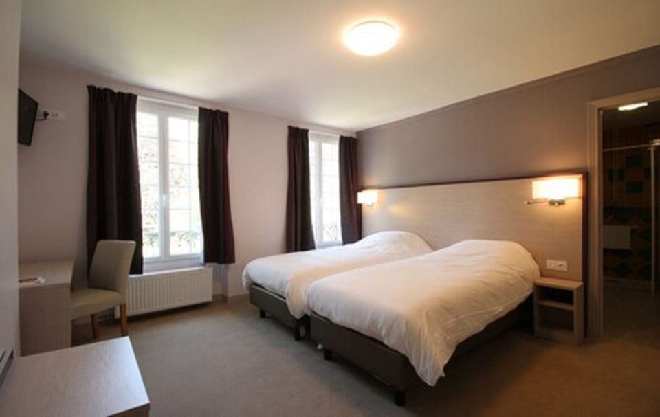 Superior Double Room | Premium bedding, desk, laptop workspace, free WiFi
