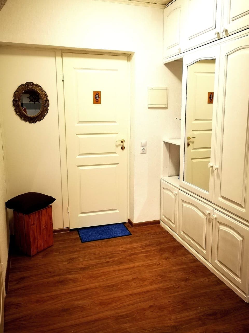 Meridian Apartment with Sauna | Living area | TV