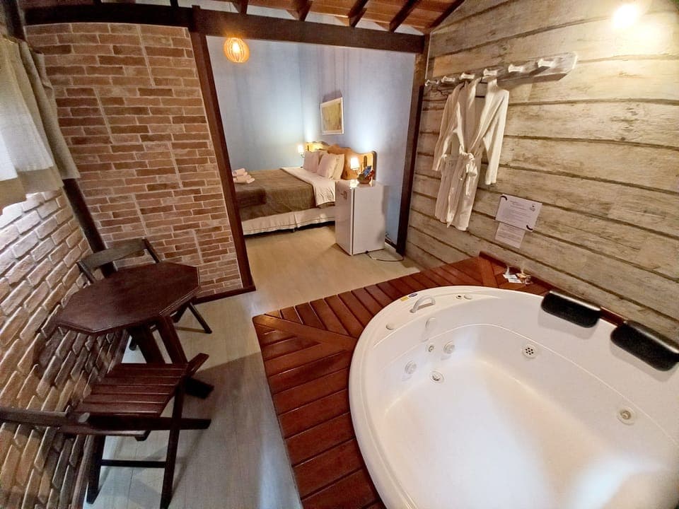 Luxury Room | Minibar, free WiFi, bed sheets