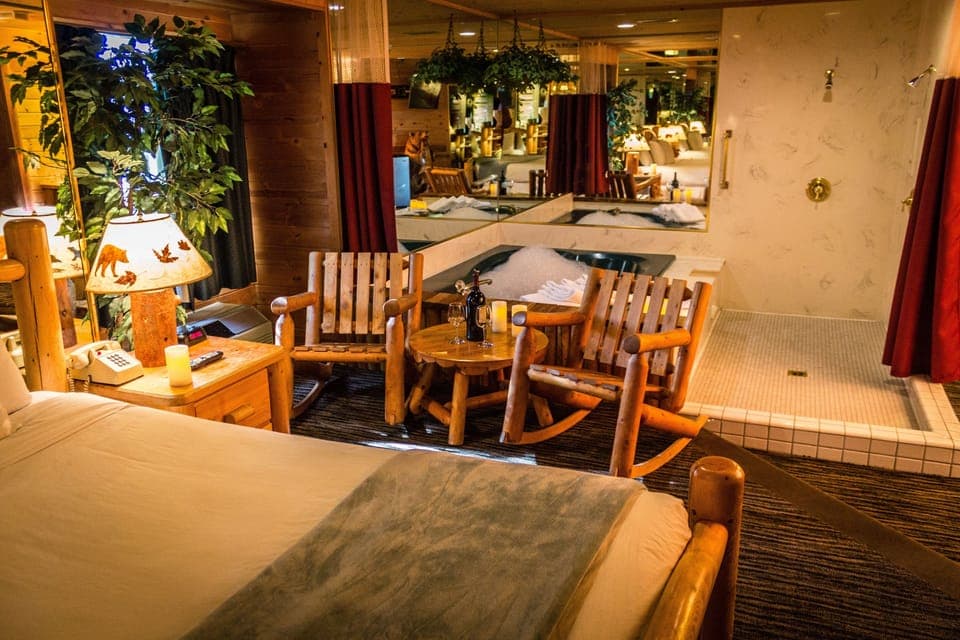 Cabin Suite | Premium bedding, down comforters, individually decorated