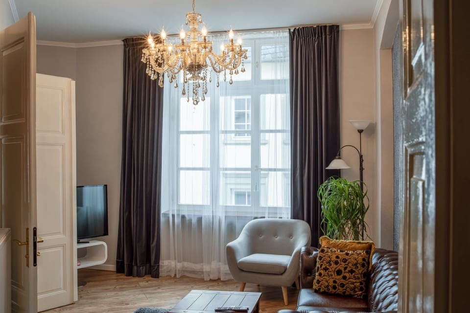 Basic Apartment (2) | Living area | 70-inch flat-screen TV with satellite channels, TV