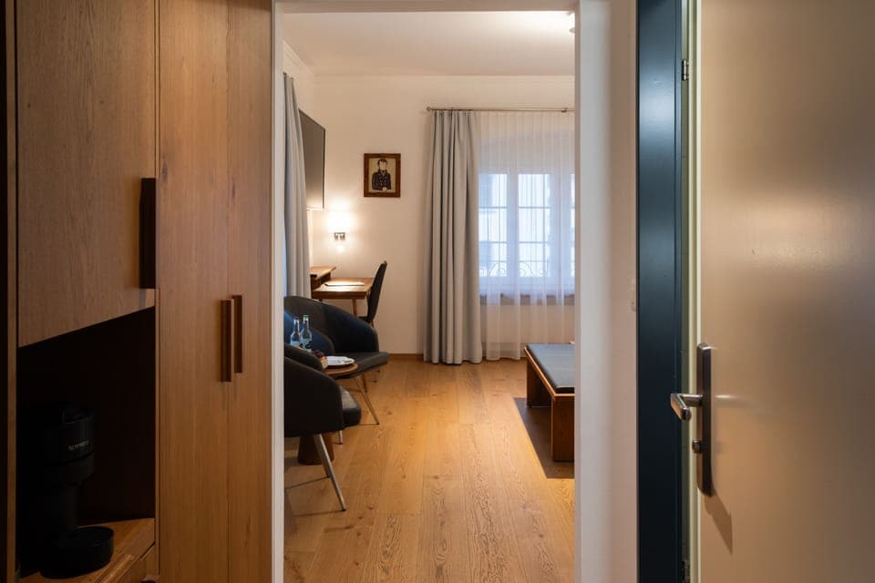 Deluxe Double Room | In-room safe, individually decorated, individually furnished, desk