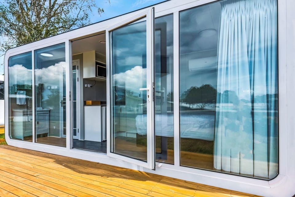 Double Bed Pod | Select Comfort beds, iron/ironing board, free WiFi, bed sheets