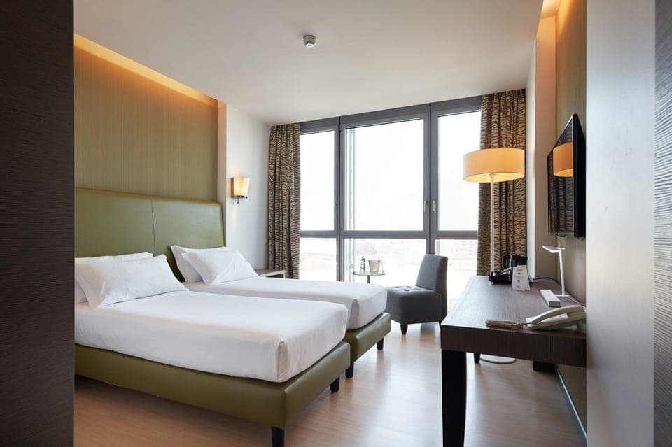 Minibar, in-room safe, individually furnished, desk