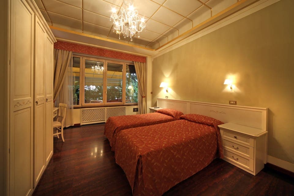 Select Comfort beds, minibar, in-room safe, desk