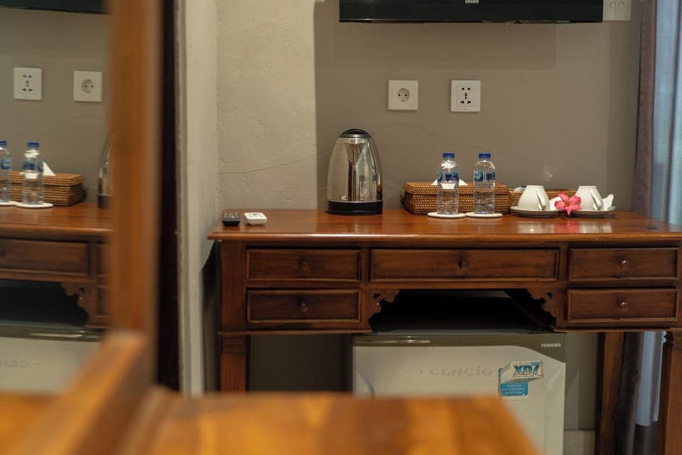 Superior Room | In-room safe, desk, free WiFi, bed sheets