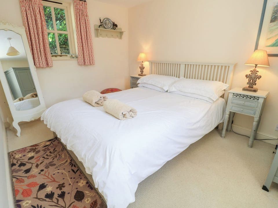 2 bedrooms, individually decorated, individually furnished, free WiFi