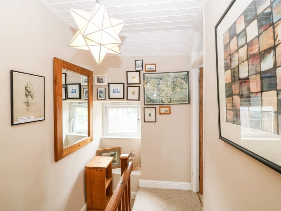 Cottage | 2 bedrooms, individually decorated, individually furnished, free WiFi