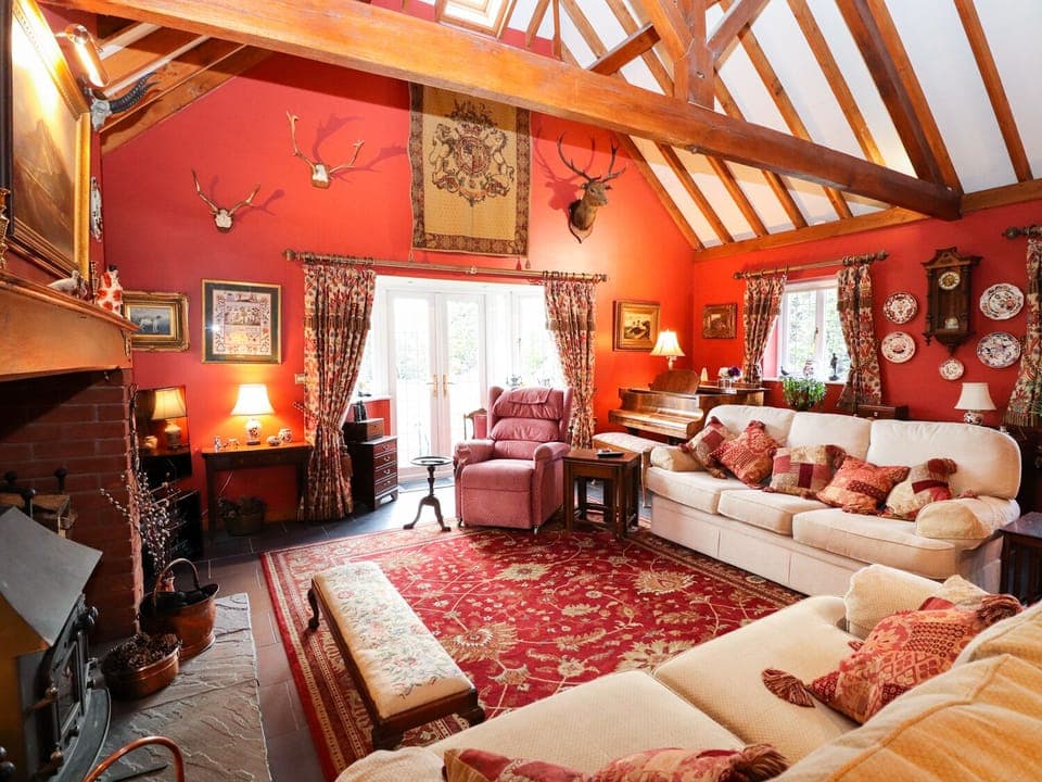 Cottage | Living room | TV