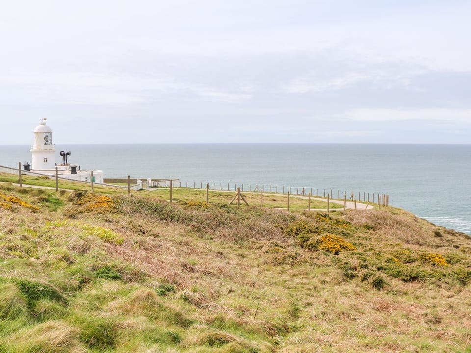 Cottage | Property grounds