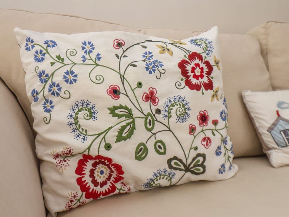 Cottage | Living area